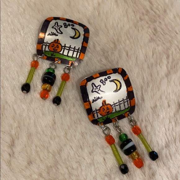 Halloween Earrings - Picture 1 of 4